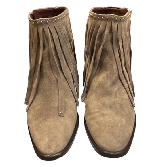 Etienne Aigner Fringe TATI BOOTIE IN PUTTY SUEDE SZ 9.5 - Picture 5 of 13